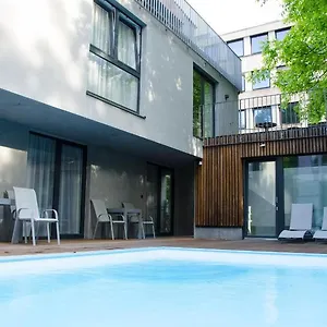 4 & 5 , Salzburgo Áustria