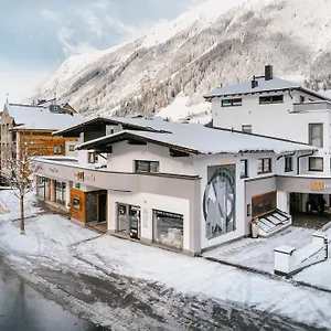 **** Hotel Mondin Austria