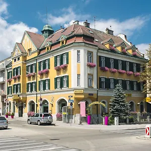 3* Hotel Bergwirt Schoenbrunn